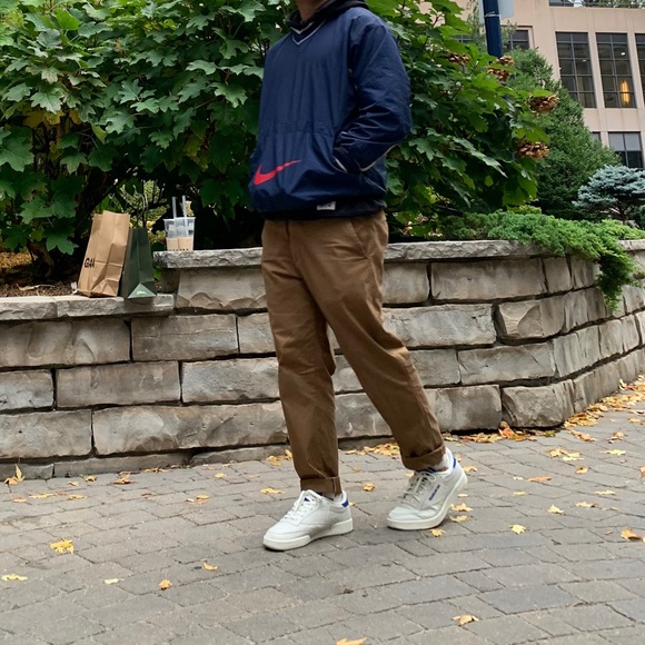 Meet your Posher, Joshua - Picture 1 of 1